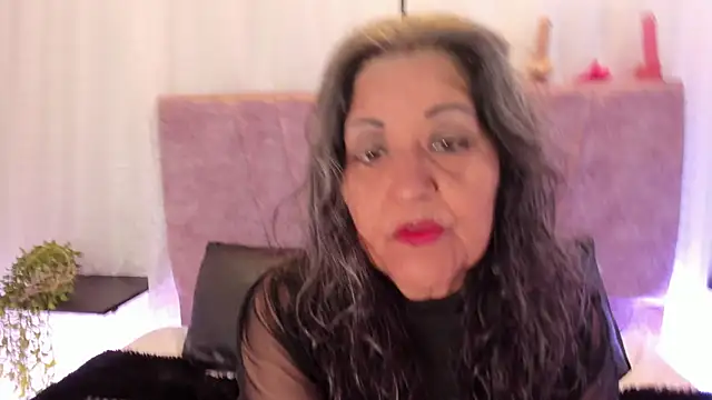 Victoriaa Anderson online show from 15, 4, 2026