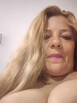 karlaanqui1 online show from 9, 2, 2026