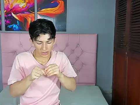 ElanGiraldo online show from 20, 12, 2025