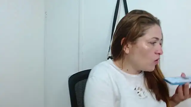 dayan hanks online show from 7, 3, 2026