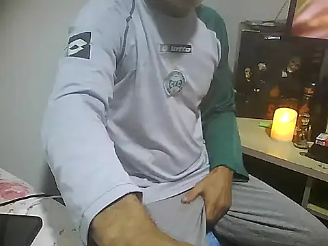 Snapshot of cabecaoegreluda chatting on 9, 4, 2026 cabecaoegreluda online show from 9, 4, 2026