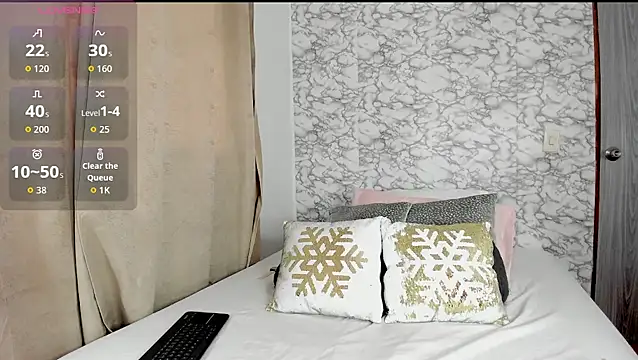 Snapshot of sofiaalarson chatting on 16, 12, 2025 sofiaalarson online show from 16, 12, 2025