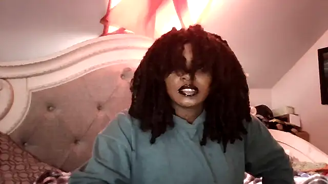 Snapshot of Dusaa_ chatting on 10, 11, 2025 Dusaa online show from 10, 11, 2025