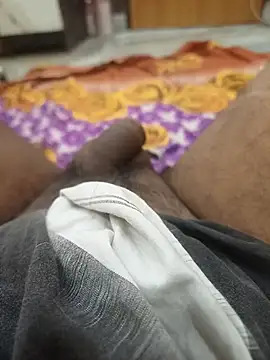 Snapshot of sonudh chatting on 13, 11, 2025 sonudh online show from 13, 11, 2025