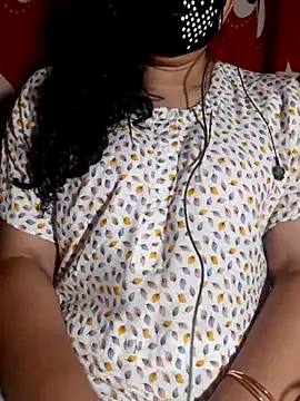HotGirl23231 online show from 28, 6, 2026