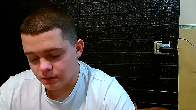 Snapshot of CuteButNaughty_ chatting on 1, 12, 2025 CuteButNaughty online show from 1, 12, 2025