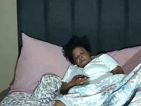 bigsexymama2 online show from 20, 12, 2025