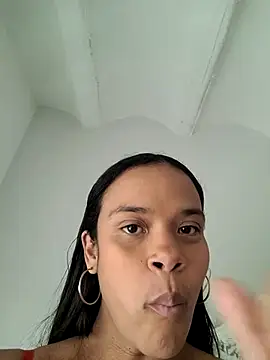 kyliecastell online show from 12, 11, 2025