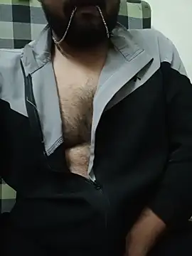 Snapshot of MrToxxic chatting on 21, 11, 2025 MrToxxic online show from 21, 11, 2025