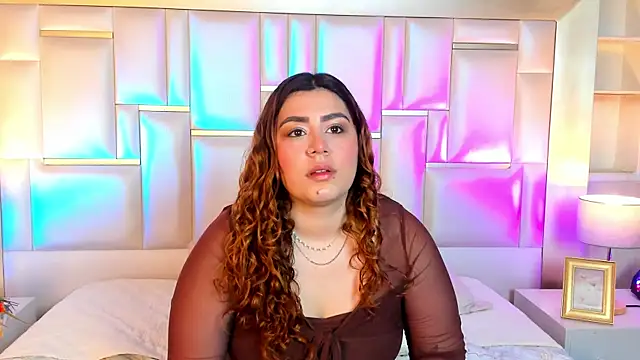 Snapshot of AdelaTaylor_ chatting on 10, 11, 2025 AdelaTaylor online show from 10, 11, 2025