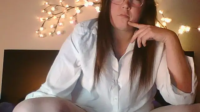 Persephone CH off online show from 23, 11, 2025