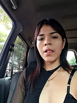 Snapshot of Skinny_Wet chatting on 11, 11, 2025 Skinny Wet online show from 11, 11, 2025