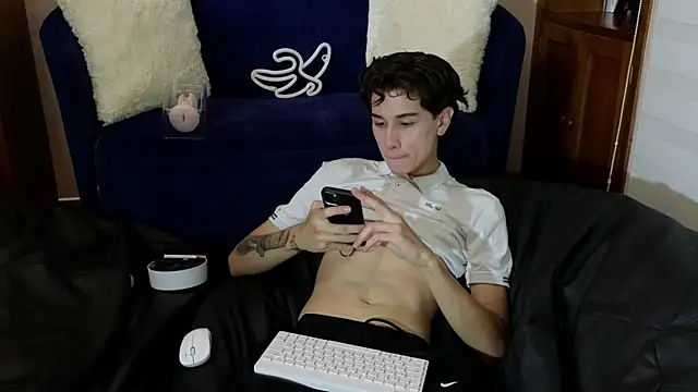 Derekswan online show from 26, 11, 2025