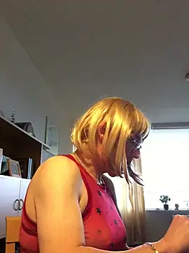 simone xdressing online show from 18, 12, 2024