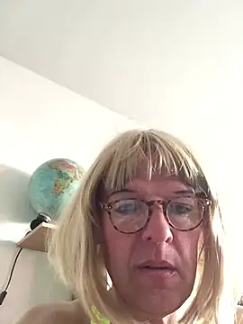 simone xdressing online show from 22, 3, 2026