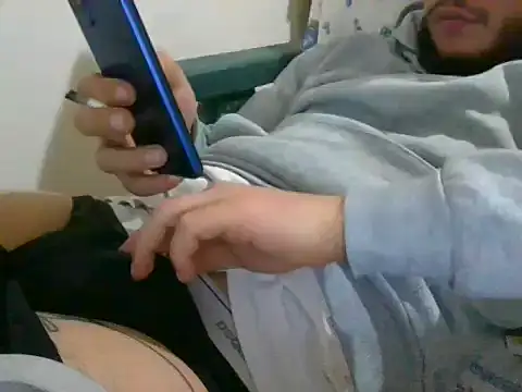 Snapshot of Malessere1922 chatting on 21, 11, 2025 Malessere1922 online show from 21, 11, 2025