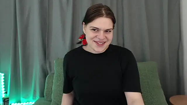 Dona Mafia online show from 13, 11, 2025