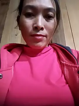 Snapshot of Soursop-op chatting on 10, 11, 2025 Soursop-op online show from 10, 11, 2025