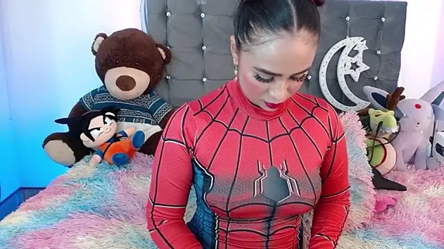 lunabritton1 online show from 4, 3, 2026