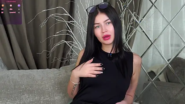 CoreenYorton online show from 7, 2, 2026