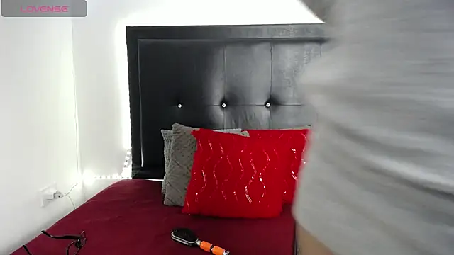 perla stone 20 online show from 3, 2, 2026