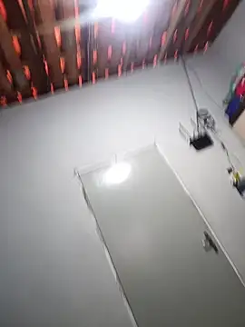 BarbaraDias8 online show from 11, 11, 2025