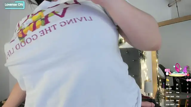 Snapshot of Sara_puertaa_ chatting on 3, 12, 2025 Sara puertaa online show from 3, 12, 2025