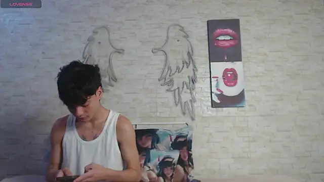 axel milo kairo and noa online show from 9, 1, 2026