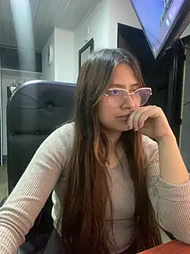 Snapshot of amatista_katzenn chatting on 4, 2, 2026 amatista katzenn online show from 4, 2, 2026