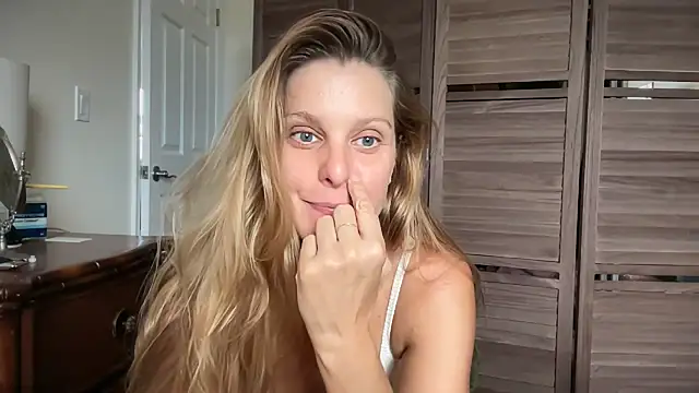 prettylittlekittycat online show from 25, 6, 2026