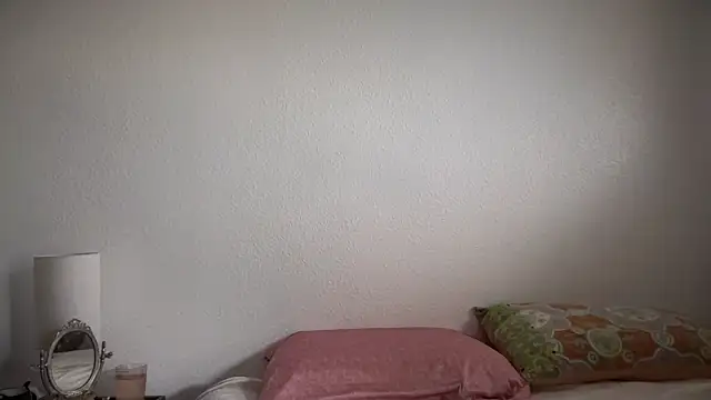 prettylittlekittycat online show from 12, 7, 2026