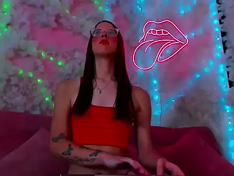 Snapshot of ivy_ary chatting on 19, 11, 2025 ivy ary online show from 19, 11, 2025