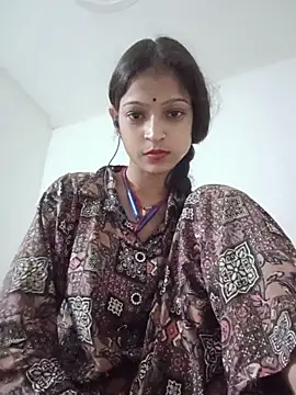Mohnicute online show from 14, 6, 2026