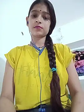 Snapshot of Mohnicute chatting on 8, 8, 2026 Mohnicute online show from 8, 8, 2026