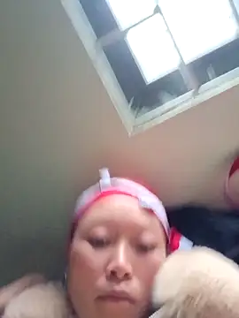 girl-hot2x online show from 2, 2, 2026