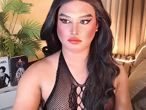 Snapshot of UrGoddess_Sofia chatting on 3, 12, 2025 UrGoddess Sofia online show from 3, 12, 2025