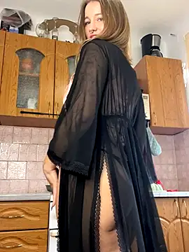 Snapshot of yourladyMary chatting on 25, 11, 2025 yourladyMary online show from 25, 11, 2025