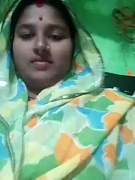 Snapshot of Hotty_medam chatting on 11, 11, 2025 Hotty medam online show from 11, 11, 2025