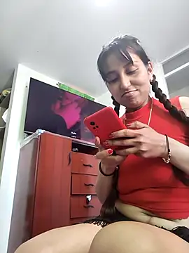 Snapshot of IsabellaaSwann chatting on 21, 11, 2025 IsabellaaSwann online show from 21, 11, 2025