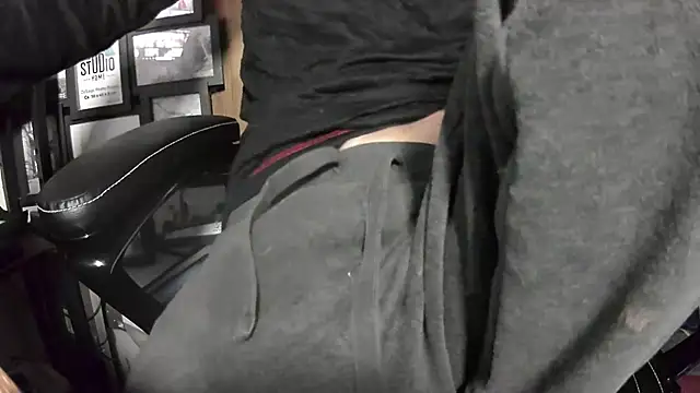 Chrisatmiami online show from 19, 11, 2025