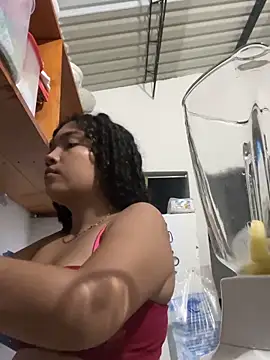 Snapshot of PetiteKattia chatting on 10, 3, 2026 PetiteKattia online show from 10, 3, 2026