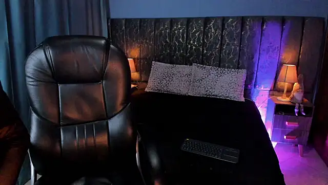 Snapshot of Atenea_Velle chatting on 7, 1, 2026 Atenea Velle online show from 7, 1, 2026