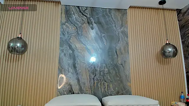 Snapshot of emma_pastori chatting on 18, 11, 2025 emma pastori online show from 18, 11, 2025