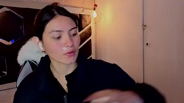 Brandy collinss online show from 14, 3, 2026