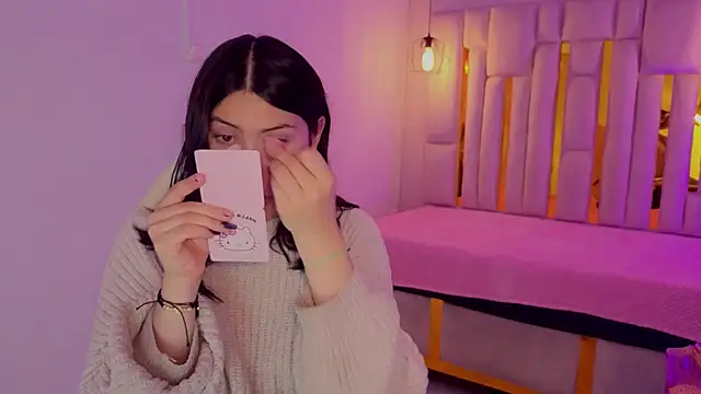 Brandy collinss online show from 14, 4, 2026