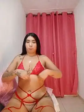 Snapshot of mila_roose_ chatting on 12, 11, 2025 mila roose online show from 12, 11, 2025