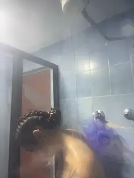 Snapshot of Dreana chatting on 3, 3, 2026 Dreana online show from 3, 3, 2026