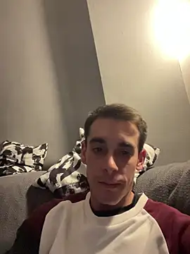 Snapshot of 18k_boss chatting on 23, 11, 2025 18k boss online show from 23, 11, 2025