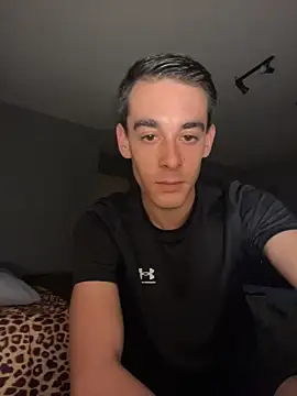 Snapshot of 18k_boss chatting on 25, 11, 2025 18k boss online show from 25, 11, 2025