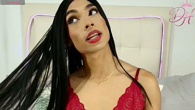 Daphne Hills online show from 4, 4, 2026